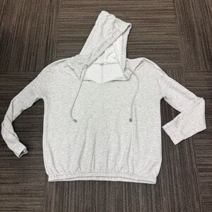 Cable & Gauge Light Gray Hooded Pullover Sweatshirt V Neck Top